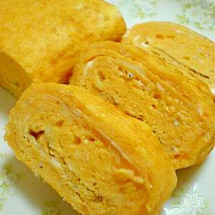 桜でんぶとしらす入りの、甘い玉子焼き*お弁当に♪